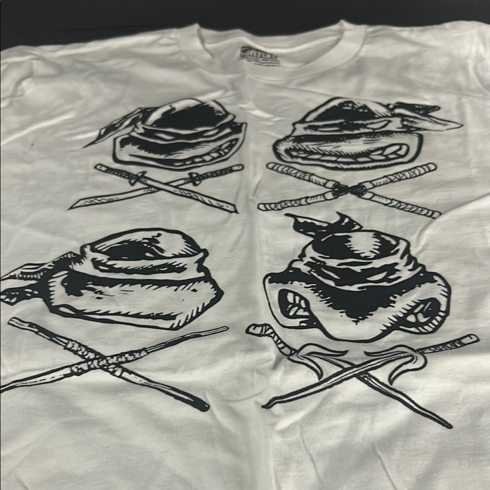 Turtles Graphic T-Shirt